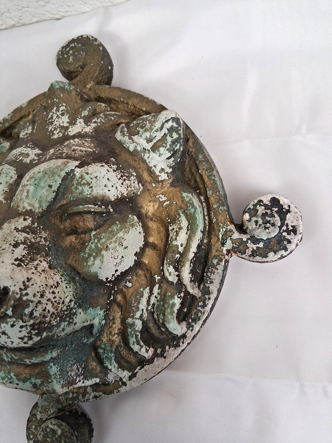 VTG Metallic Gold & Green Patina Concrete? Lion’s Head Wall Sculpture Art Decor