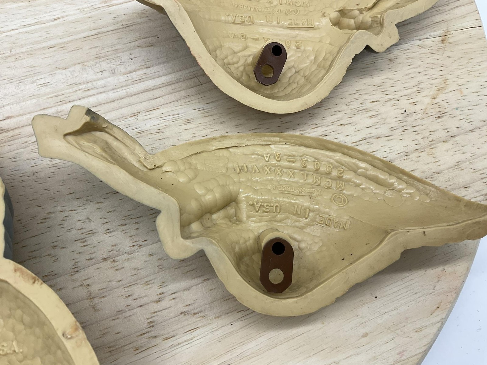 Vintage Burwood Straw Hat Wall Plaques Set Of 3 Brown Plastic Country Decor