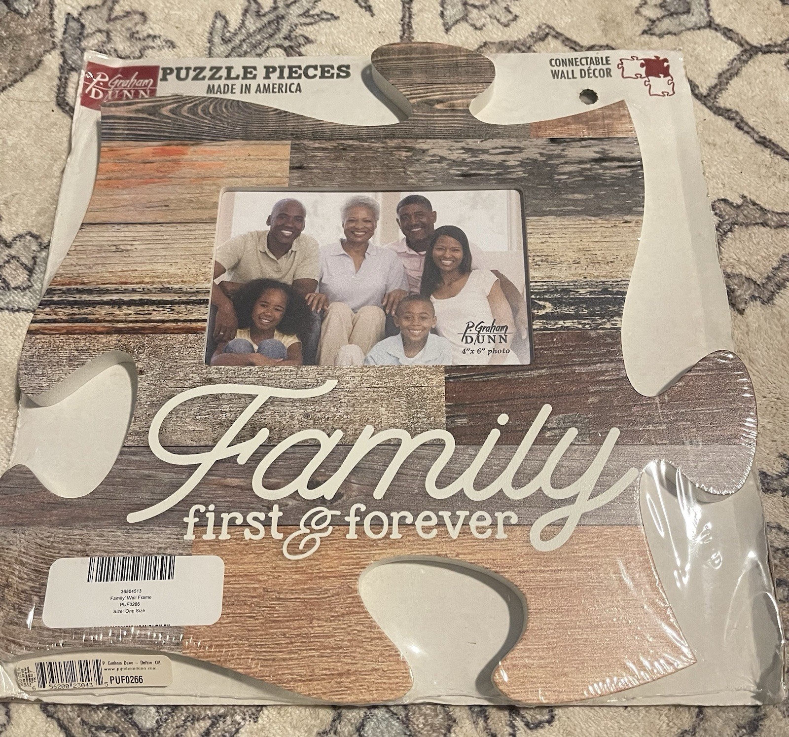 P. Graham Dunn Family Puzzle Piece Wall Mounted Photo Frame Plaque 12×12 PUF0266