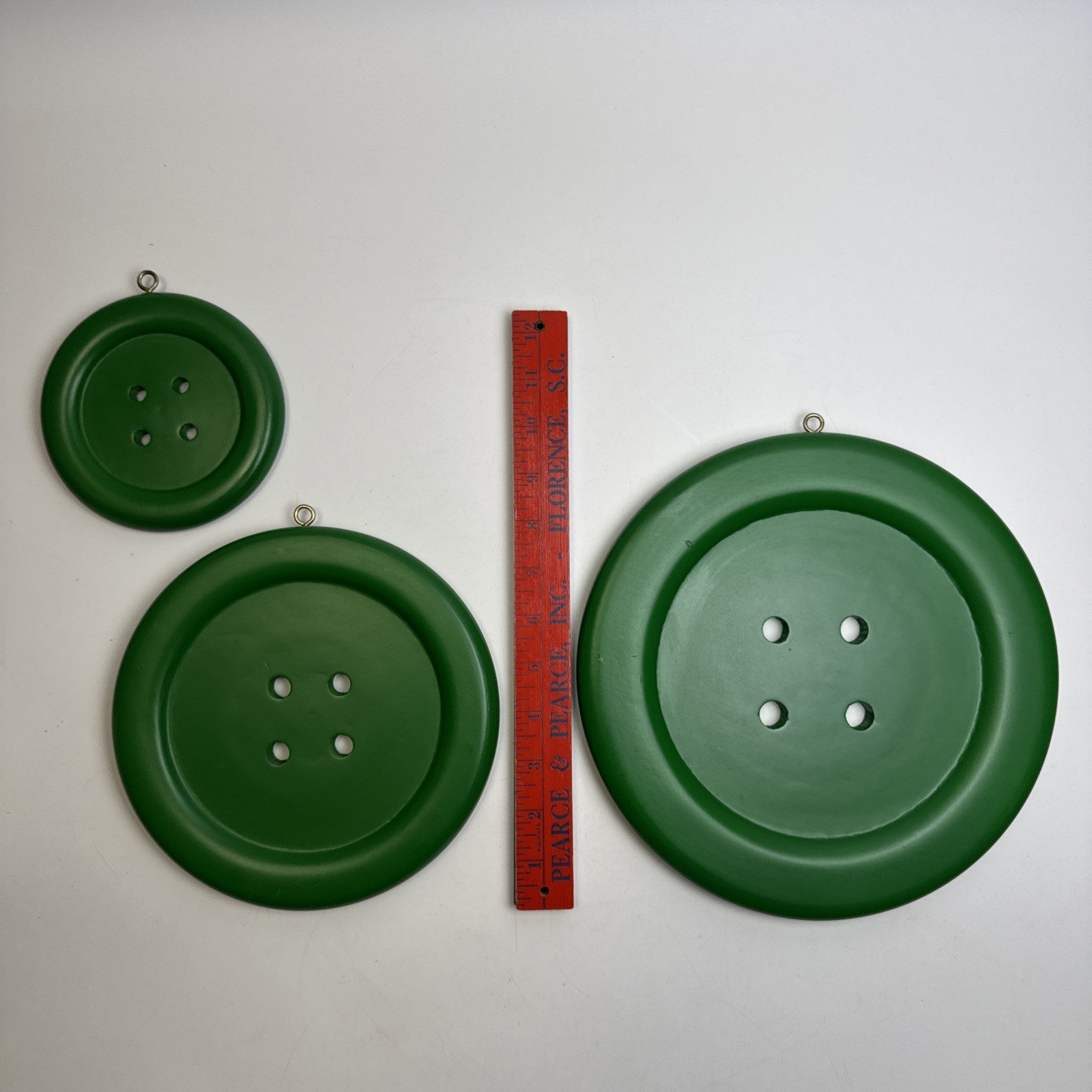 Set Of 3 Green Sewing Buttons Craft Wall Room Decor 10” 8” 5” Wood
