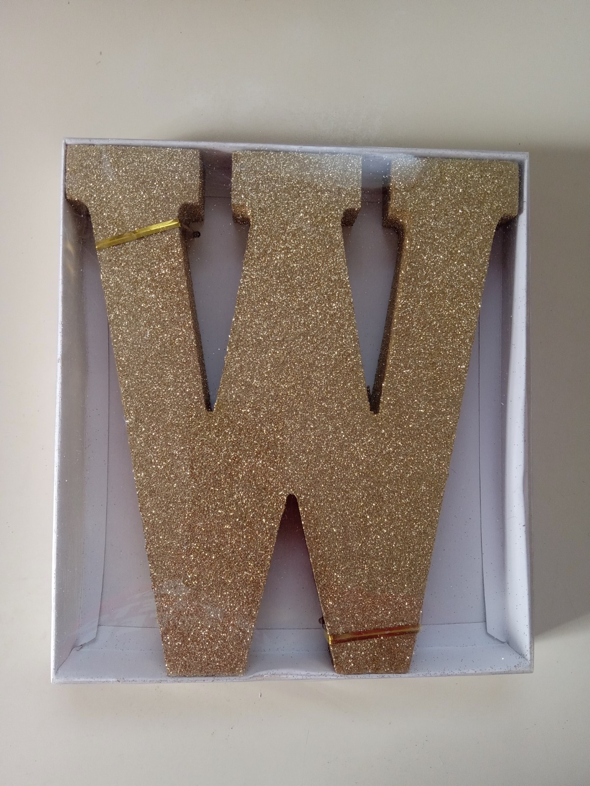 🌟Gold Glitter Letter – W: Home Decor And Decoration (9 in. X 8 in.)