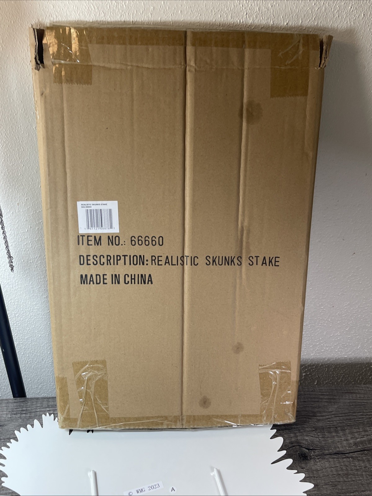 Realistic Skunk Metal Yard Art/Sign Opened Box Complete ￼