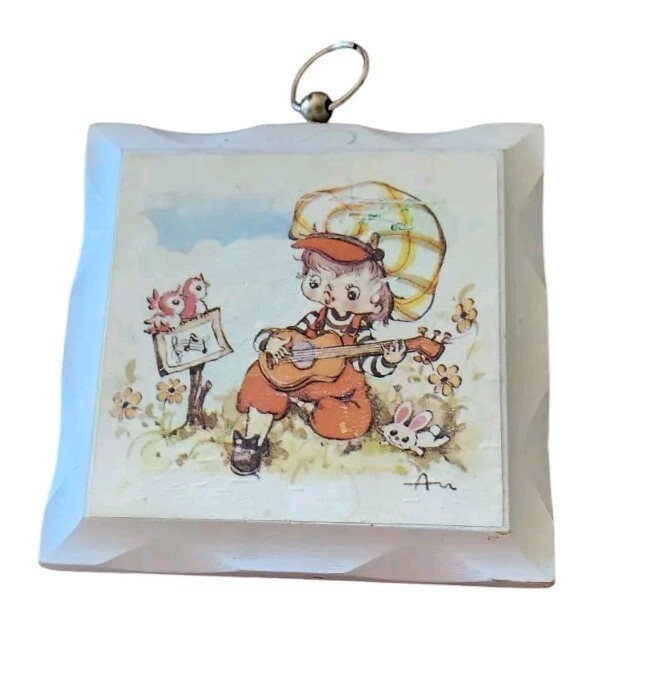 Vintage Girl White Wood Wall Plaque Guitar 5″x5″