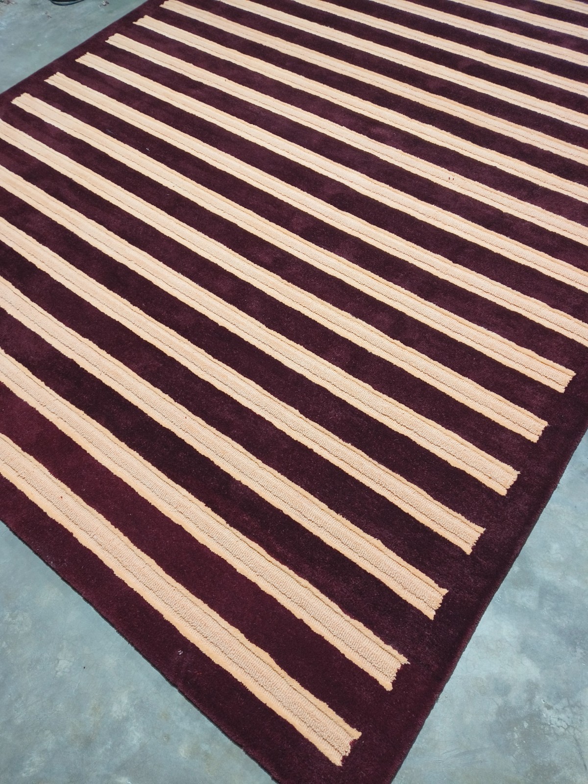 Modern Striped Area Rug – Soft Plush Carpet for Living Room, Bedroom & Office