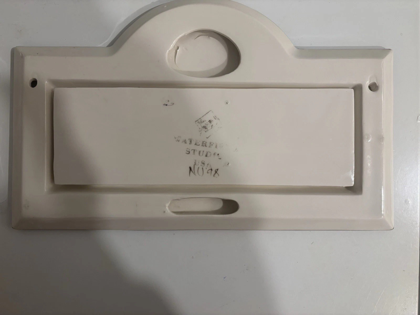 Vintage Porcelain Brown And White Wall Mount Welcome Sign 1998