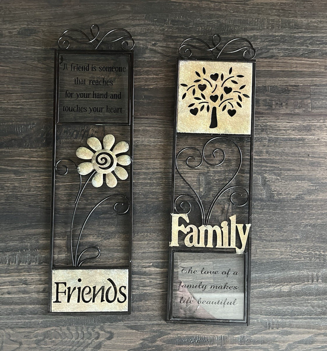 2pc Metal Wall Hanging Signs Friends & Family Vertical Rectangular 23×6 Black
