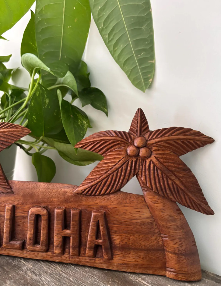 Hawaiian Hand Made Wall Hanging Decor Plaque Wood Carving Sign Palm Tree