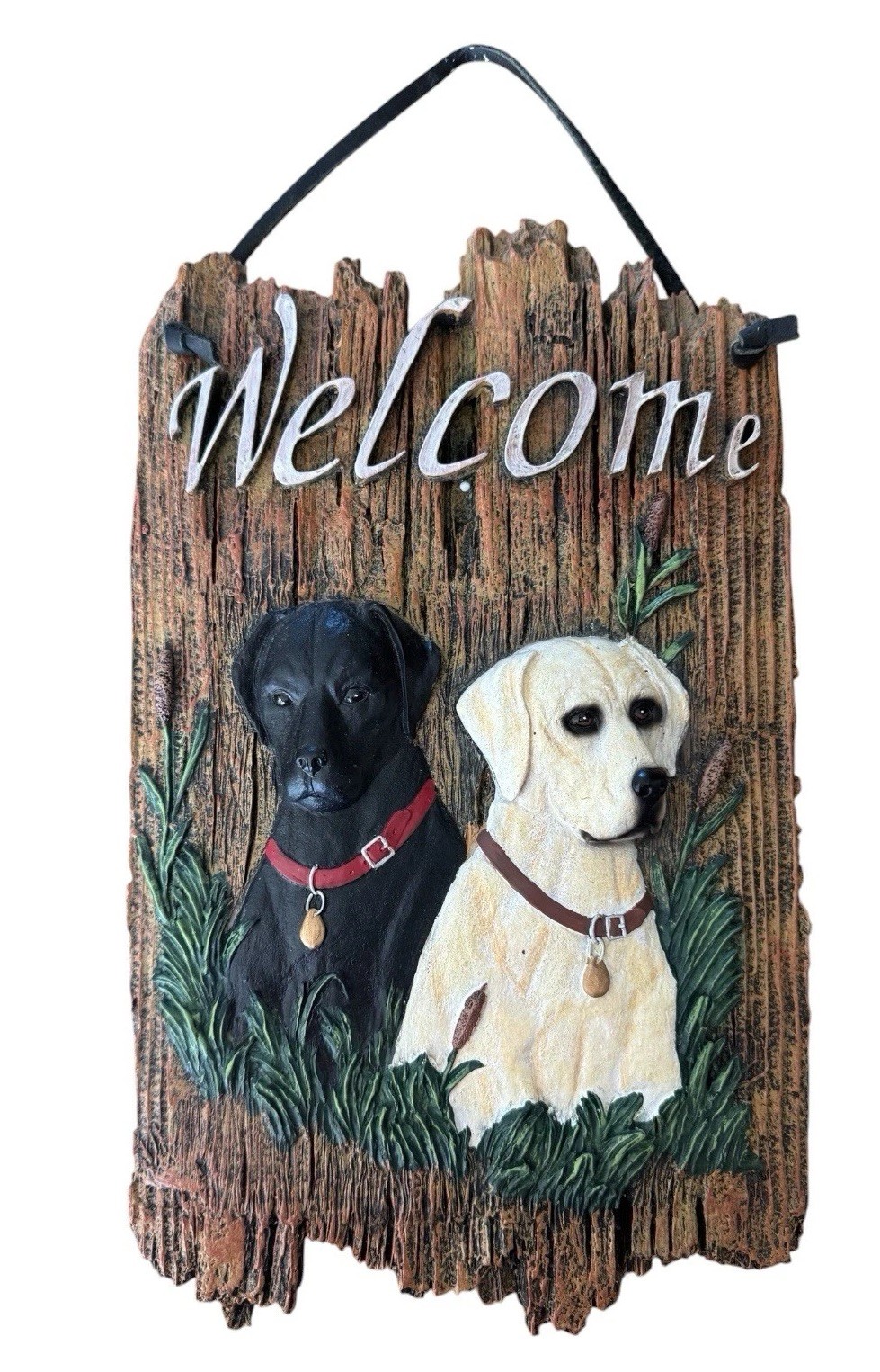 Black & Yellow Labrador Retriever Welcome Wall Plaque Rustic Faux Wood Dog Decor