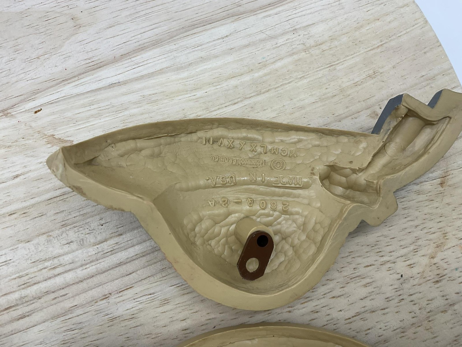 Vintage Burwood Straw Hat Wall Plaques Set Of 3 Brown Plastic Country Decor