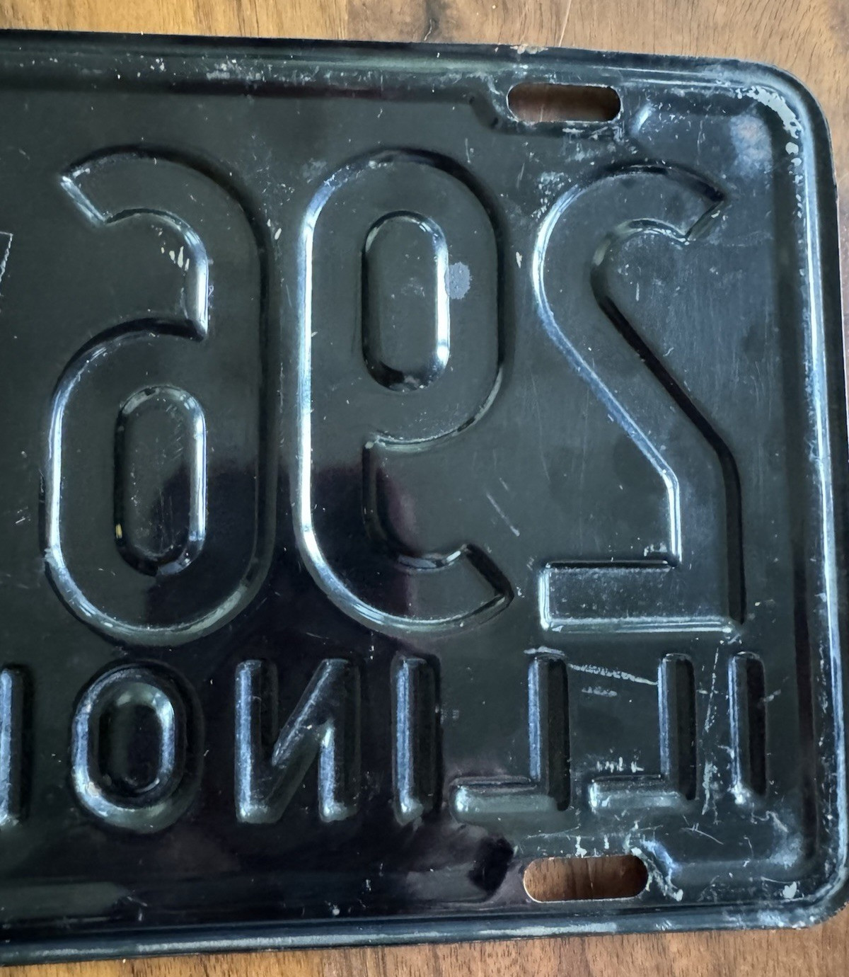 VTG 1942 Illinois Car Plate Industrial Wall Decor Americana Black Yellow USA