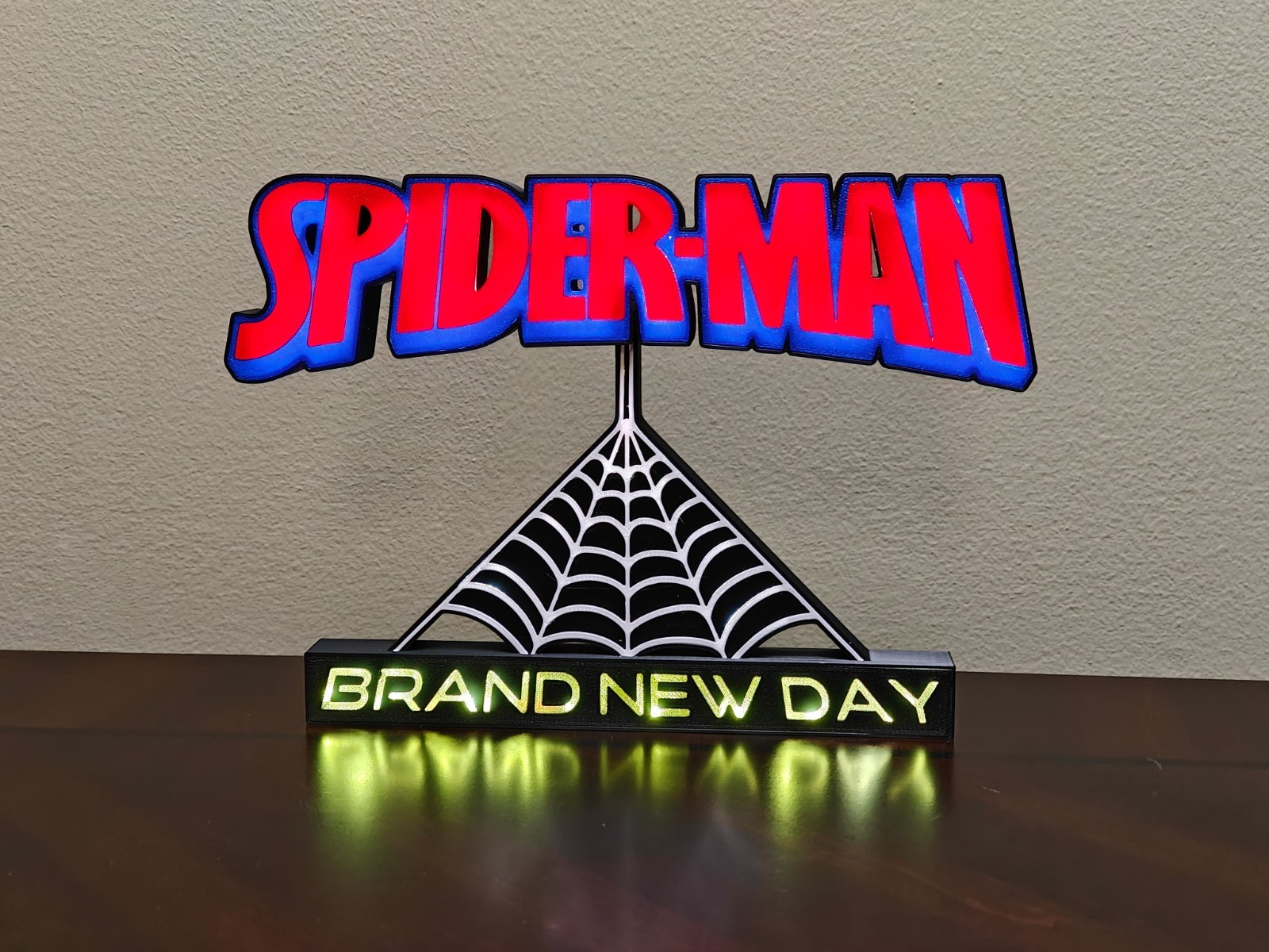 Spider-Man LED Decoration – Marvel light-up wall sign – Brand New Day Desk Lamp