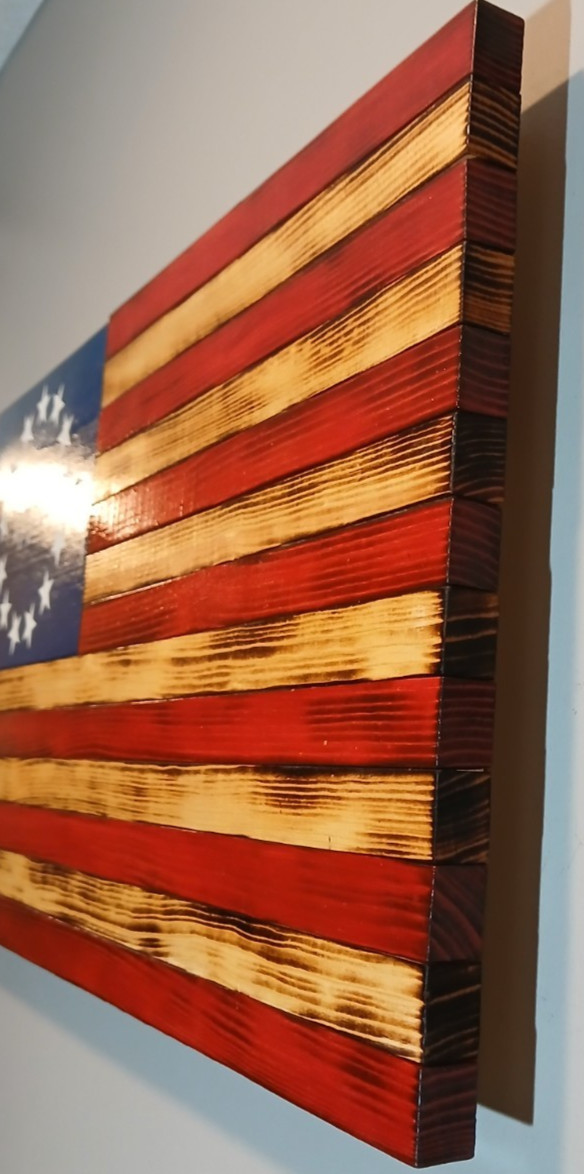 RUSTIC WOODEN AMERICAN FLAG BETSY ROSS 13 STAR 1776 IN STOCK 25″ X 13.5″