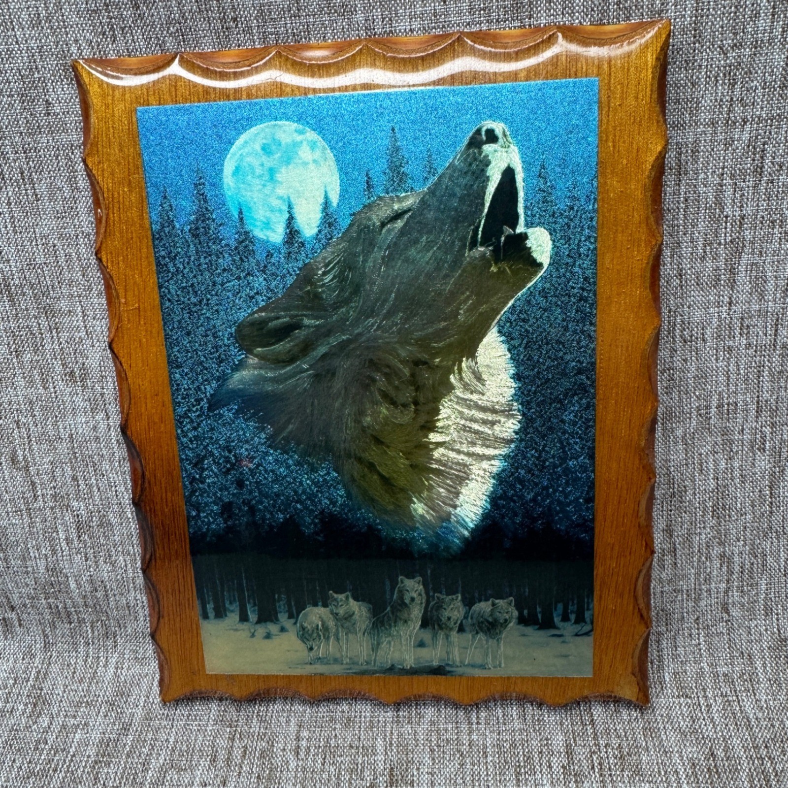 Vintage Howling Wolf Full Moon Wood Wall Art Plaque Glossy Made in USA
