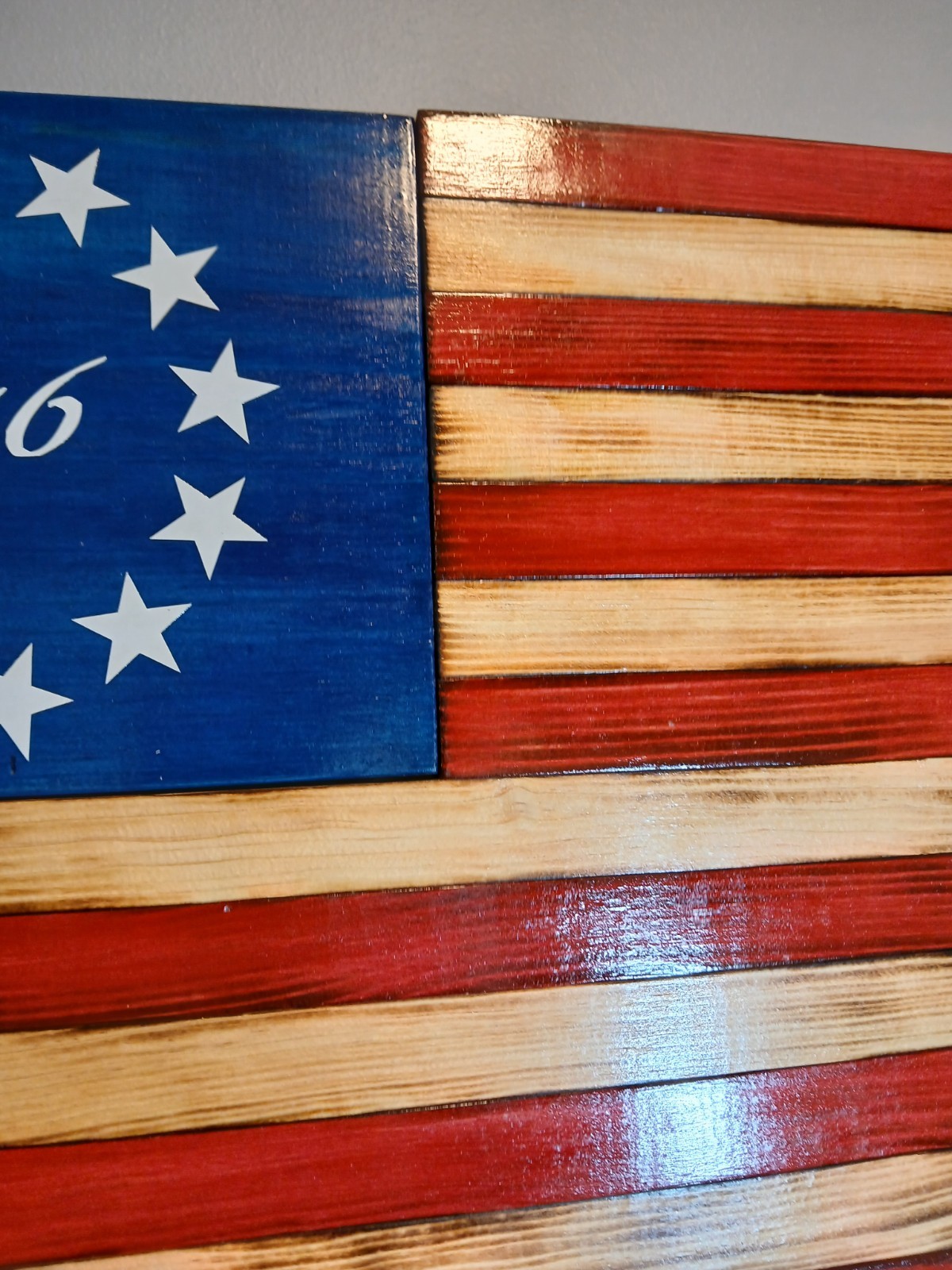 RUSTIC WOODEN AMERICAN FLAG BETSY ROSS 13 STAR 1776 IN STOCK 25″ X 13.5″