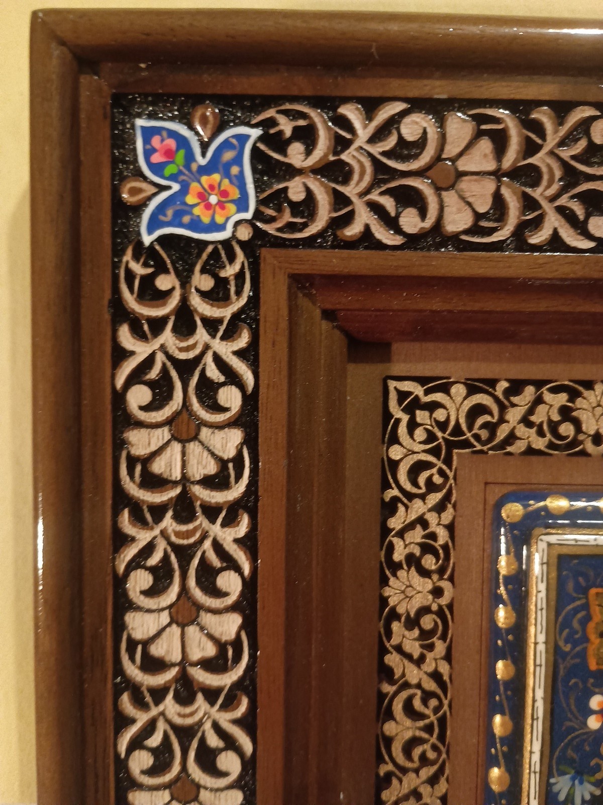 Uzbekistan Decorative Wall Plaque