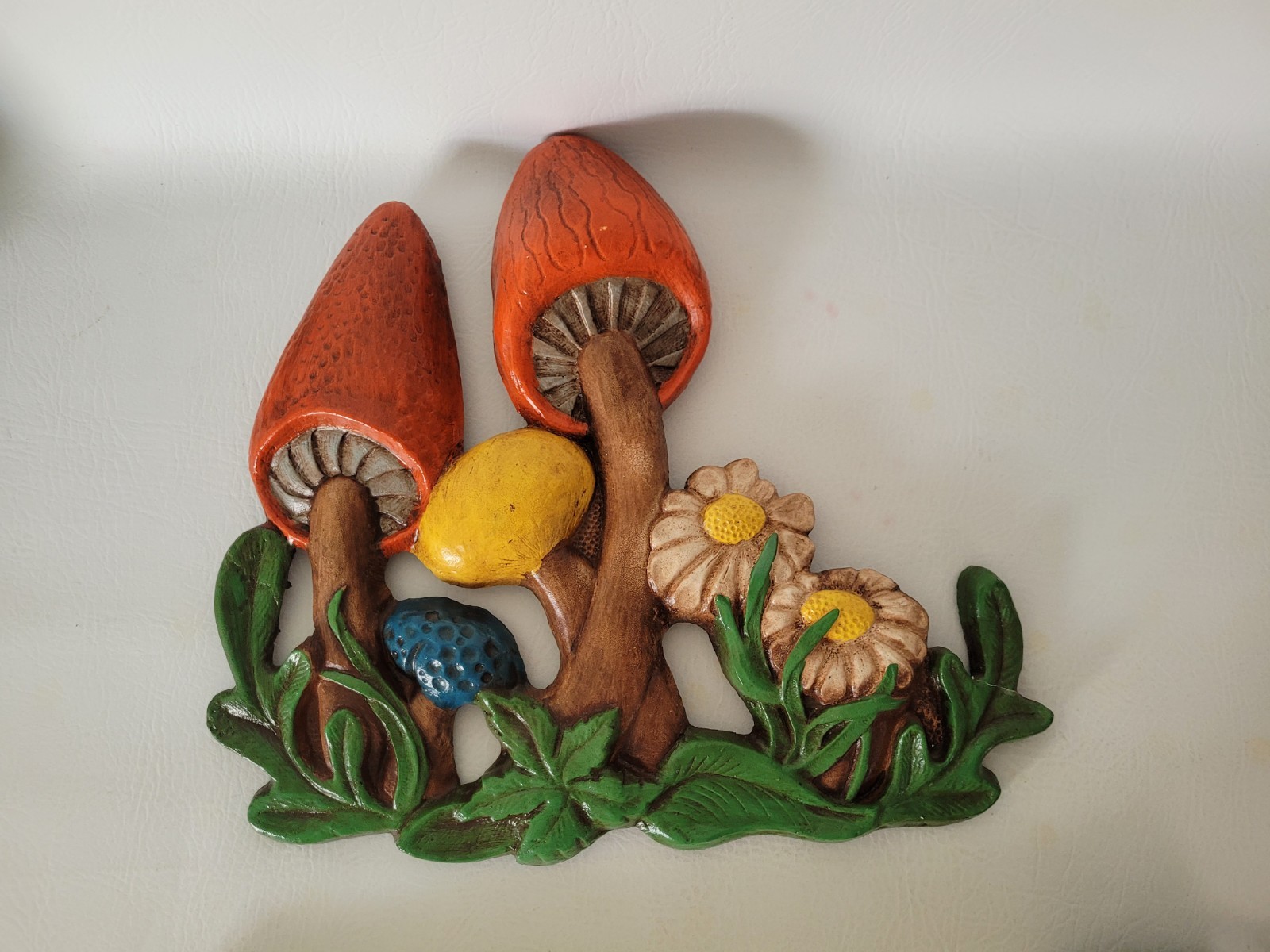Vtg 70’s Retro Mushroom Chalkware Wall Plaque Cottagecore Kitche Design 12×14″