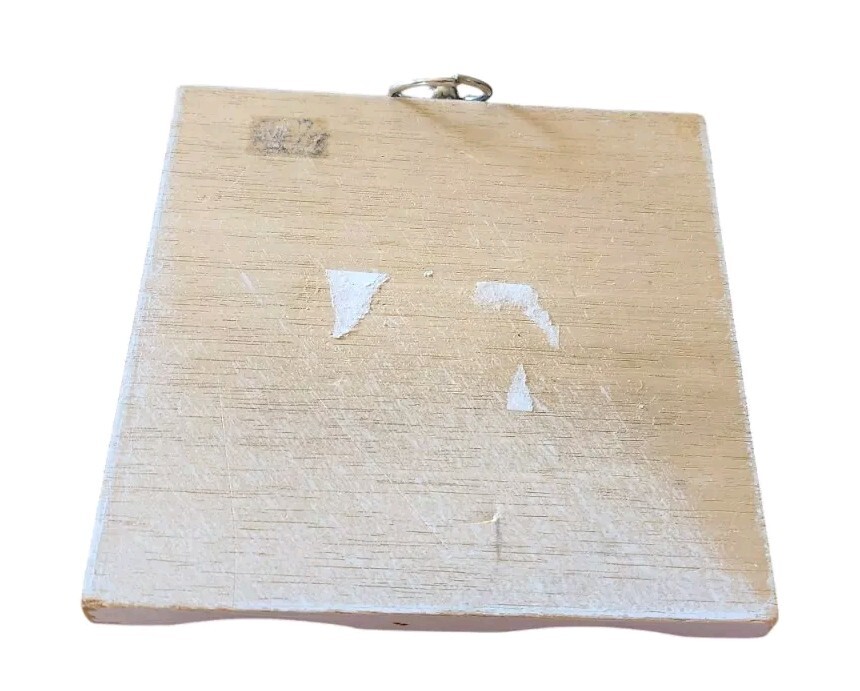 Vintage Girl White Wood Wall Plaque Guitar 5″x5″