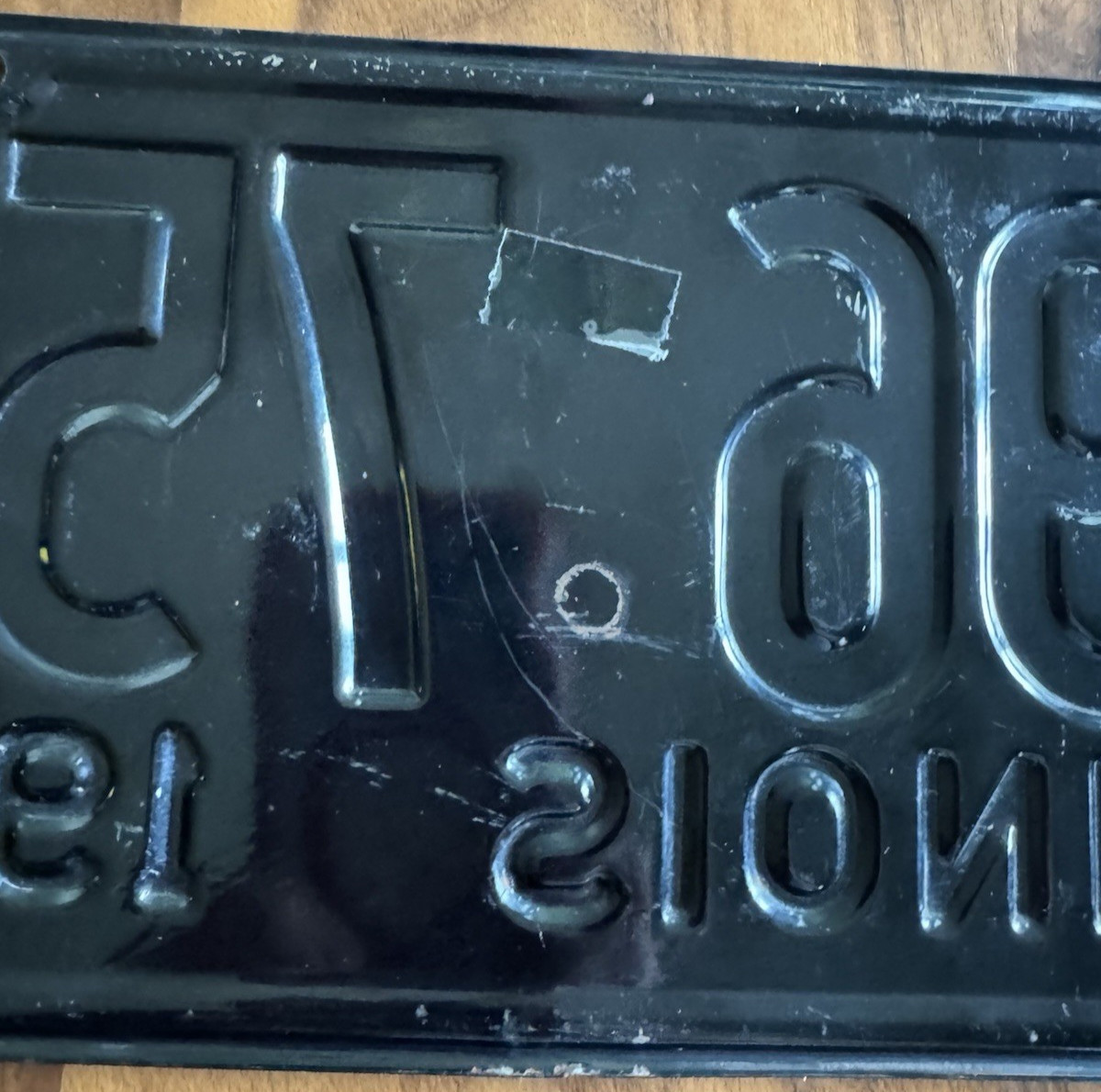 VTG 1942 Illinois Car Plate Industrial Wall Decor Americana Black Yellow USA