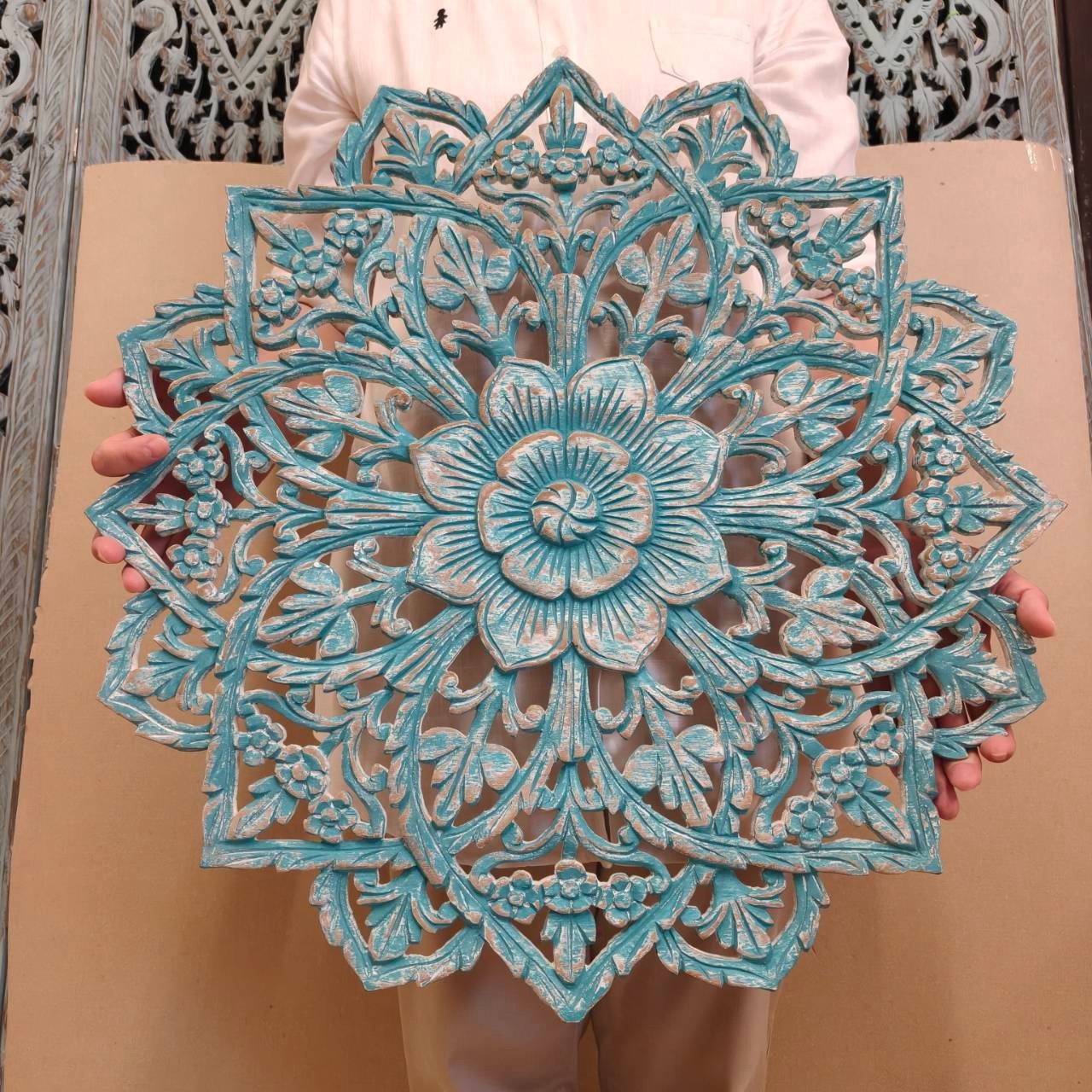 24″ Round Teak Wood Wall Art Hand Carved Floral Mandala Turquoise White RS003