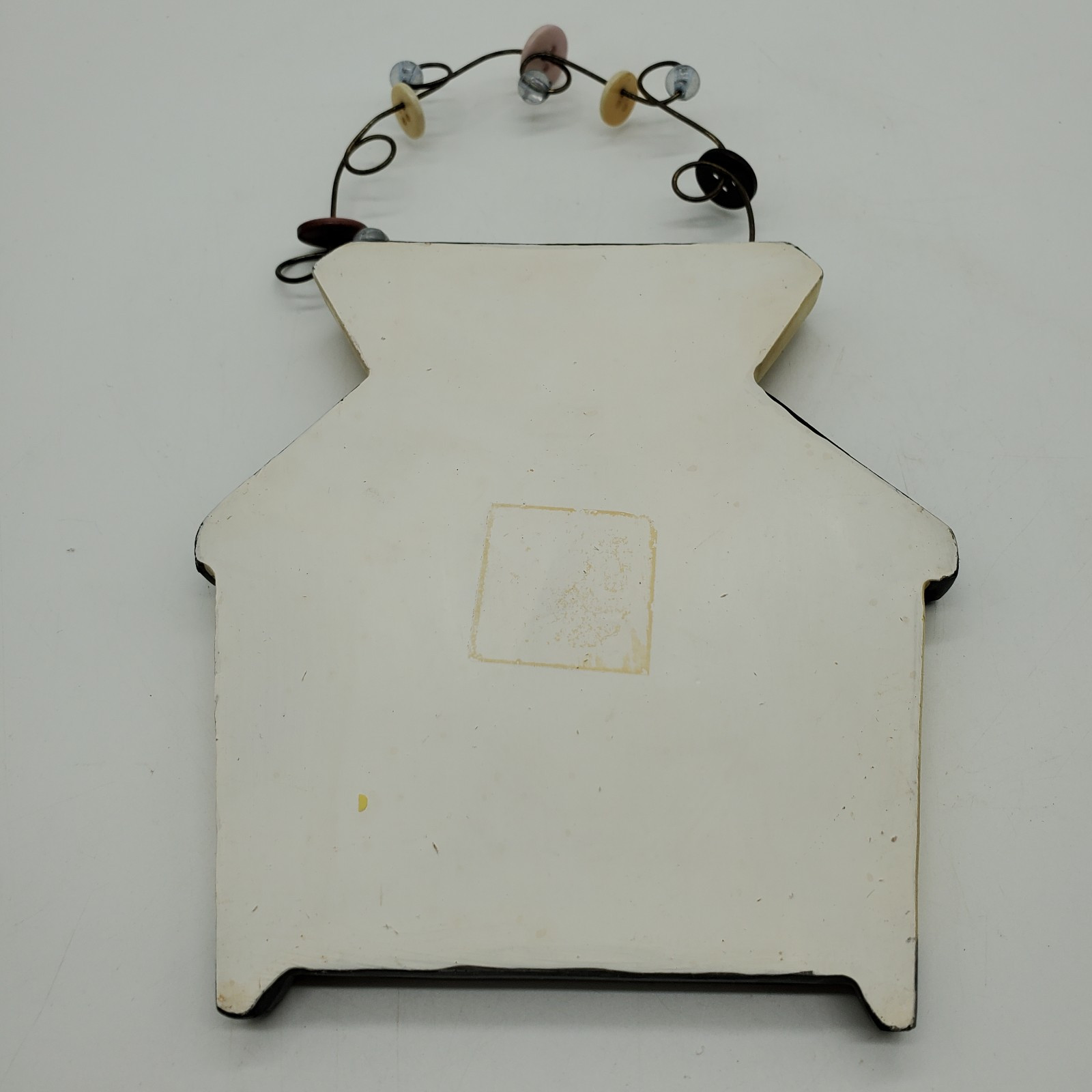 Kitchy Ceramic Plaque “A Messy Kitchen Is A Happy Kitchen” 4″×6″ W/Beaded Wire