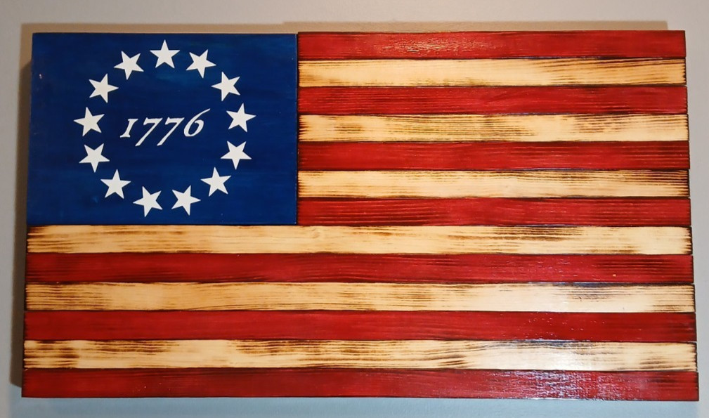 RUSTIC WOODEN AMERICAN FLAG BETSY ROSS 13 STAR 1776 IN STOCK 25″ X 13.5″