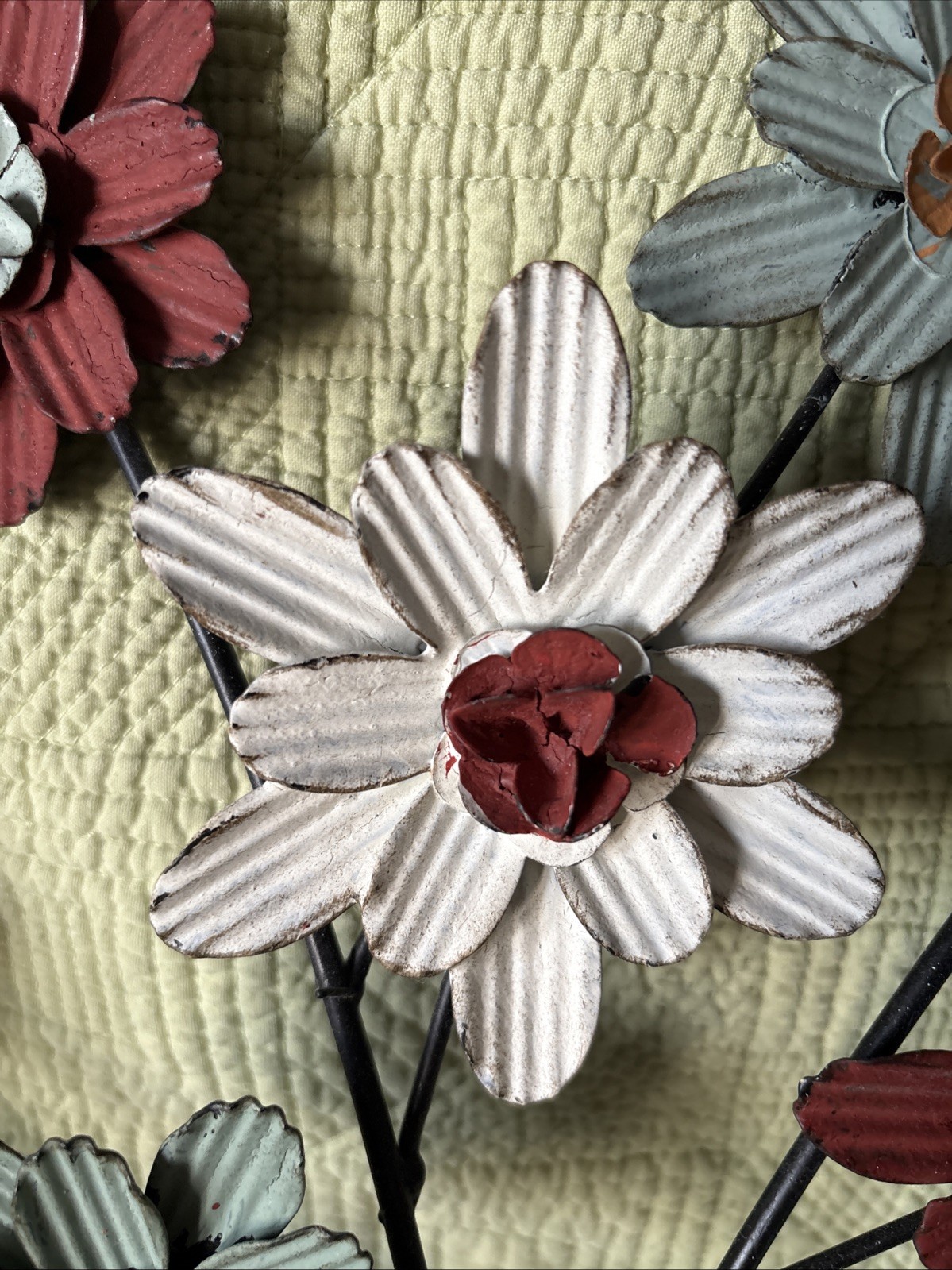 Flower Bouquet Metal Wall Decoration Farmhouse Cottage Core Rope Multicolor 22″H