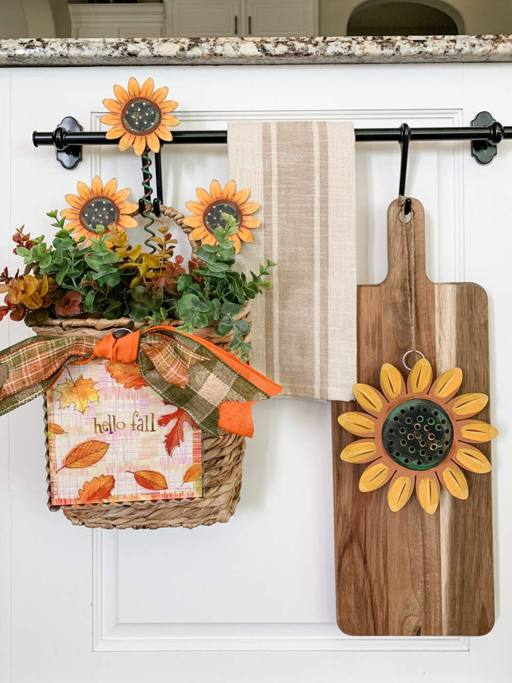 The Round Top Collection Mini “Hello Fall” Leaves Print 6x6x1