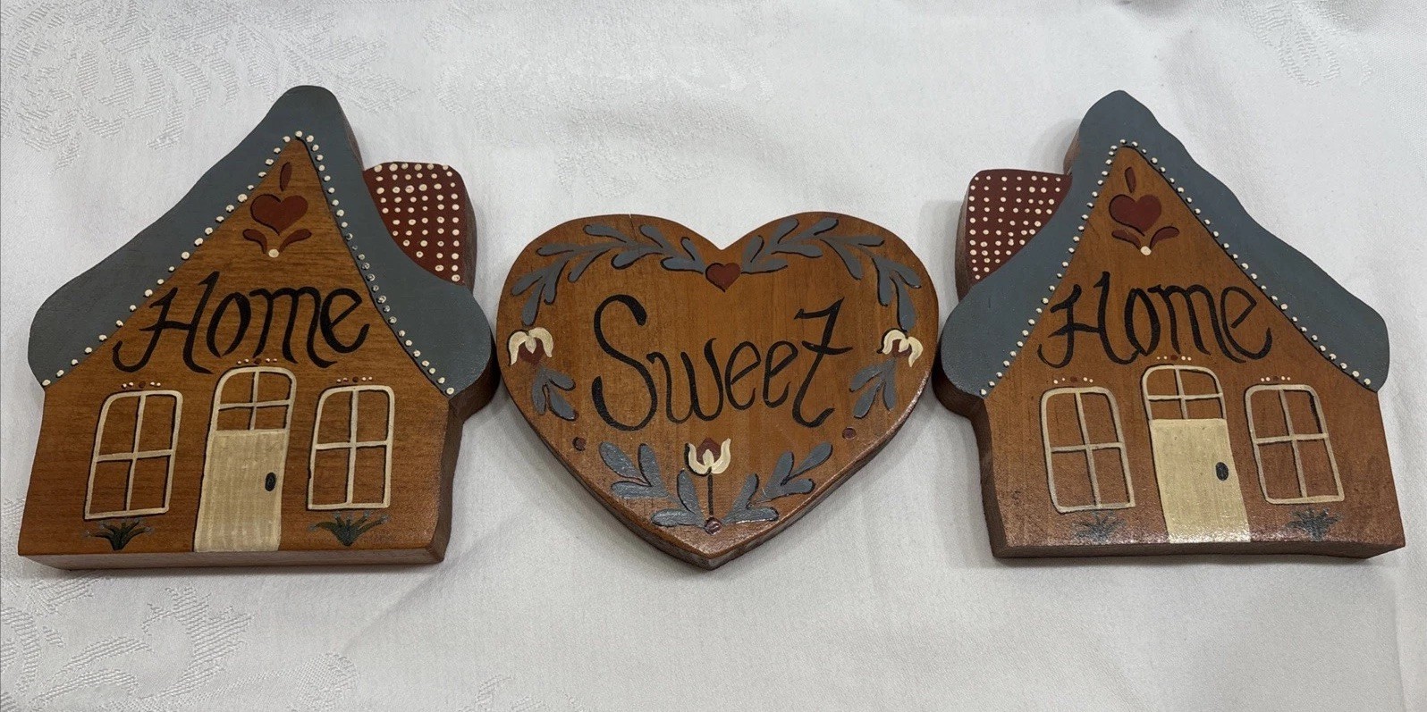 VTG Home Sweet Home 3 Pcs Wooden Wall Decor Houses Heart Rustic Country 1980s