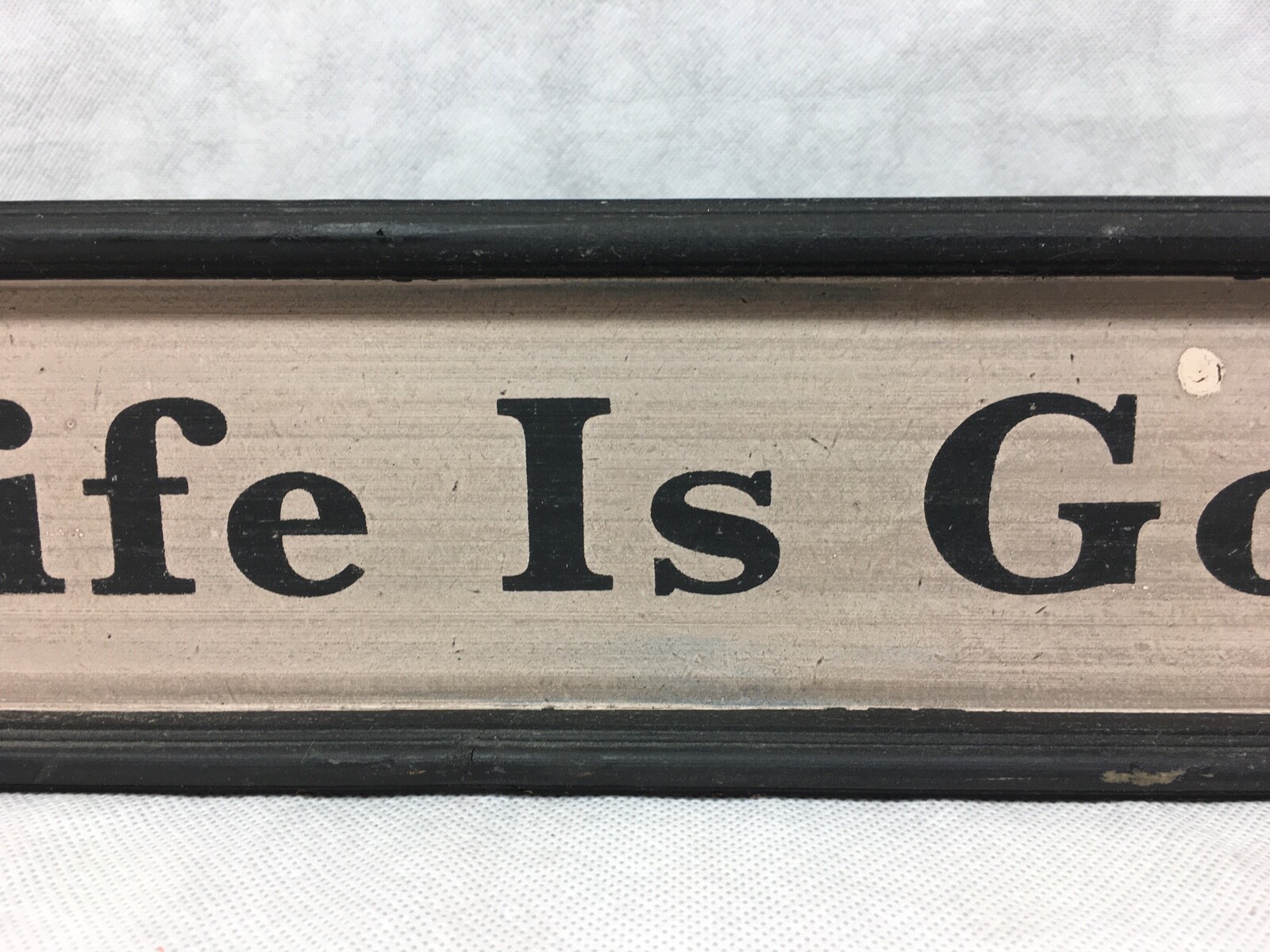 Life Is Good Wall Sign 16″ Distressed Framed Art Decoration