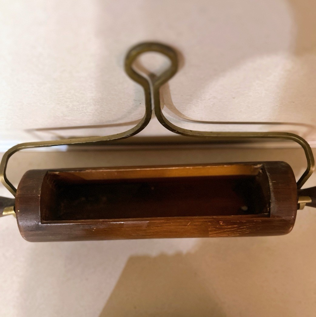 Vintage Wall-Mounted Rolling Pin Holder Wood & Brass Rustic Kitchen Decor Frmhs