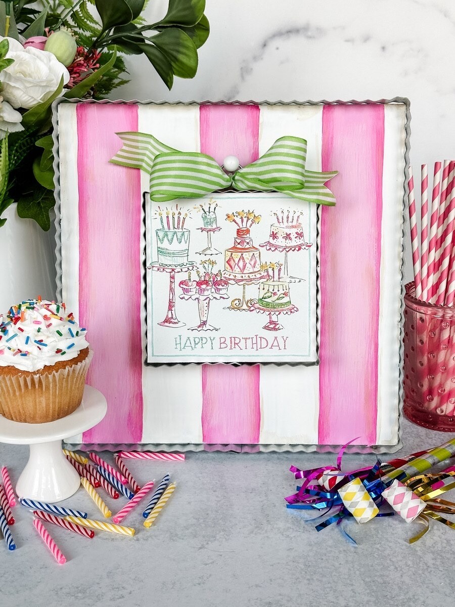 The Round Top Collection Mini Cake Explosion Print 6x6x1