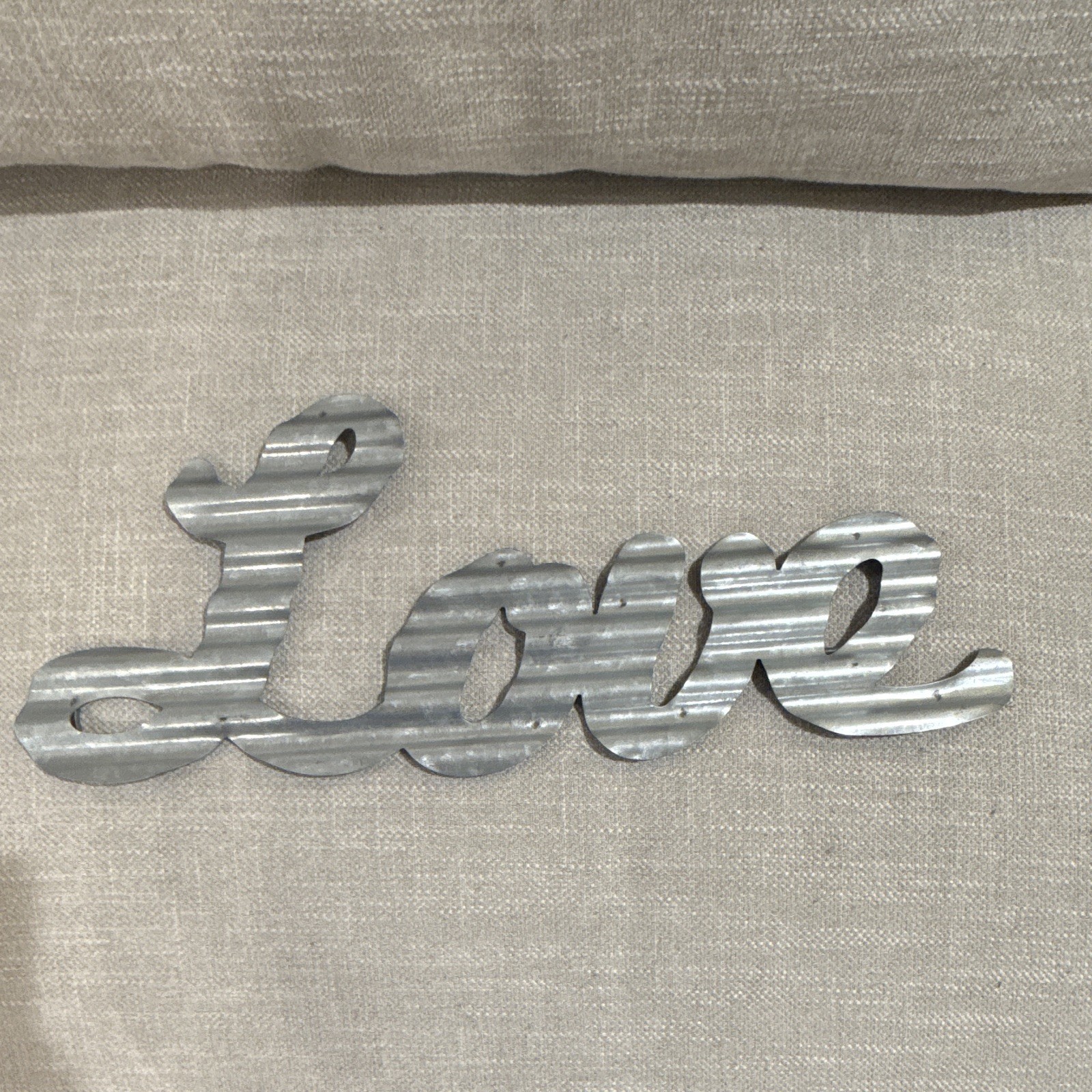 Silver Metallic Metal “Love” Word Sign Wall Decor Modern Horizontal Letters