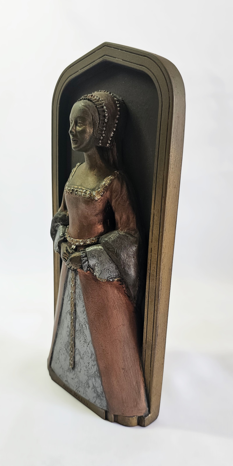 Vintage Marcus Replicas “Anne Boleyn” Wall Plaque – Handmade in England