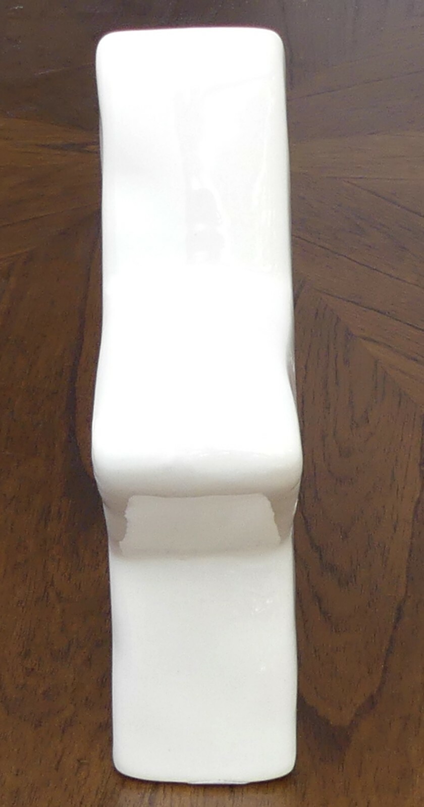 BRAND NEW RAE DUNN USA WHITE GLOSSY CERAMIC STAR PATRIOTIC AMERICAN THEME DECOR