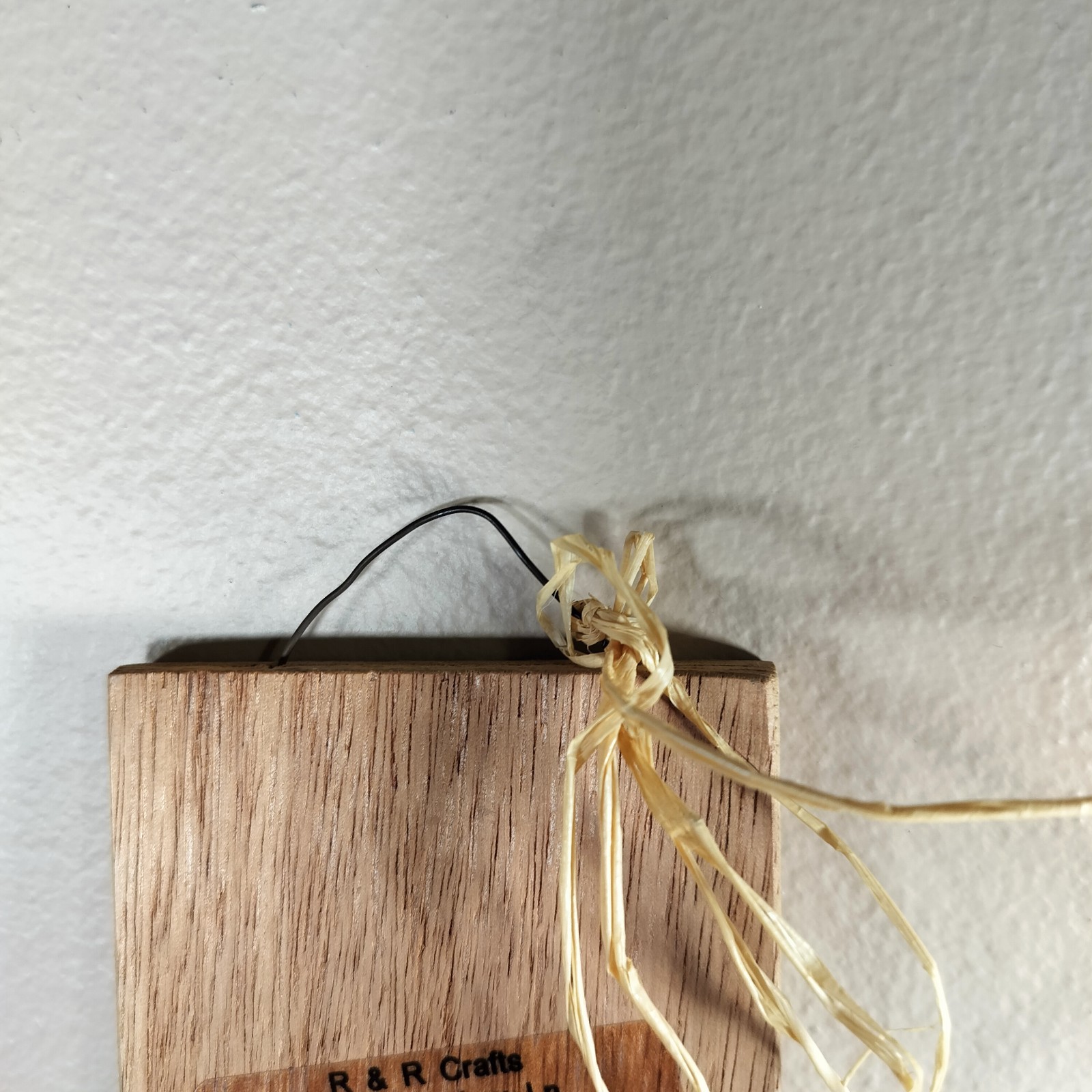 Vintage Wooden Birdhouse Plaque With Tree Vines Hanging 16.5 x 3 inches