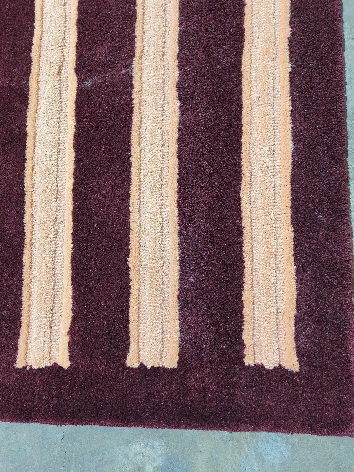 Modern Striped Area Rug – Soft Plush Carpet for Living Room, Bedroom & Office