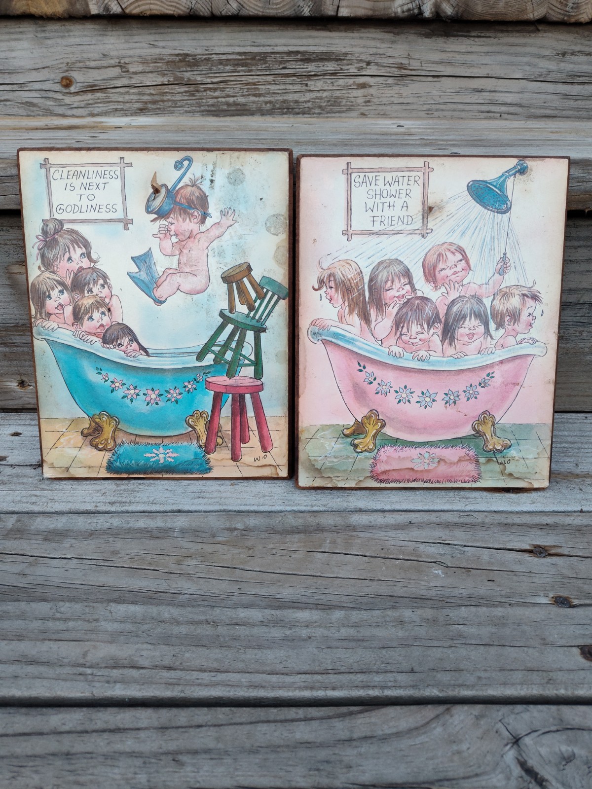 Retro 70’s “Save Water And Cleaniness” Bathroom Signs / Wood – Boys And Girls