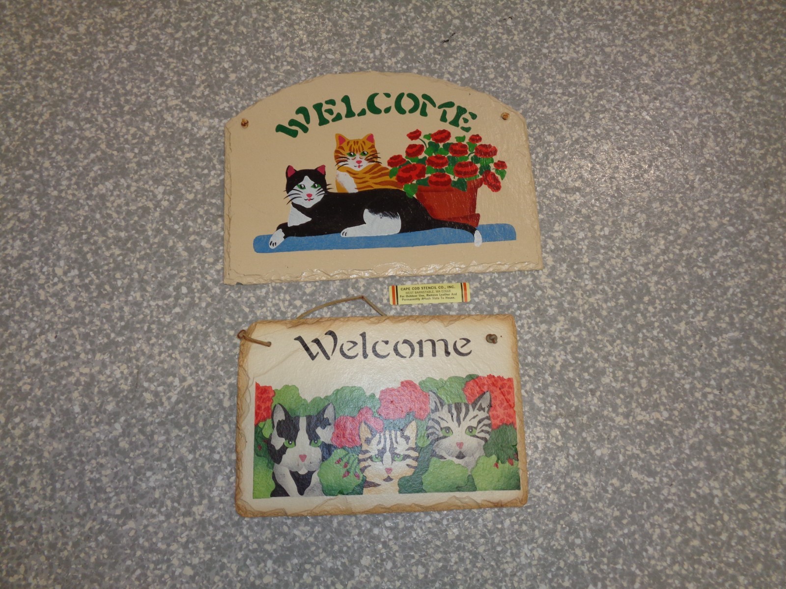 New England Roofing Slate Welcome Sign Hand Crafted Painted Cats Vintage 1970s