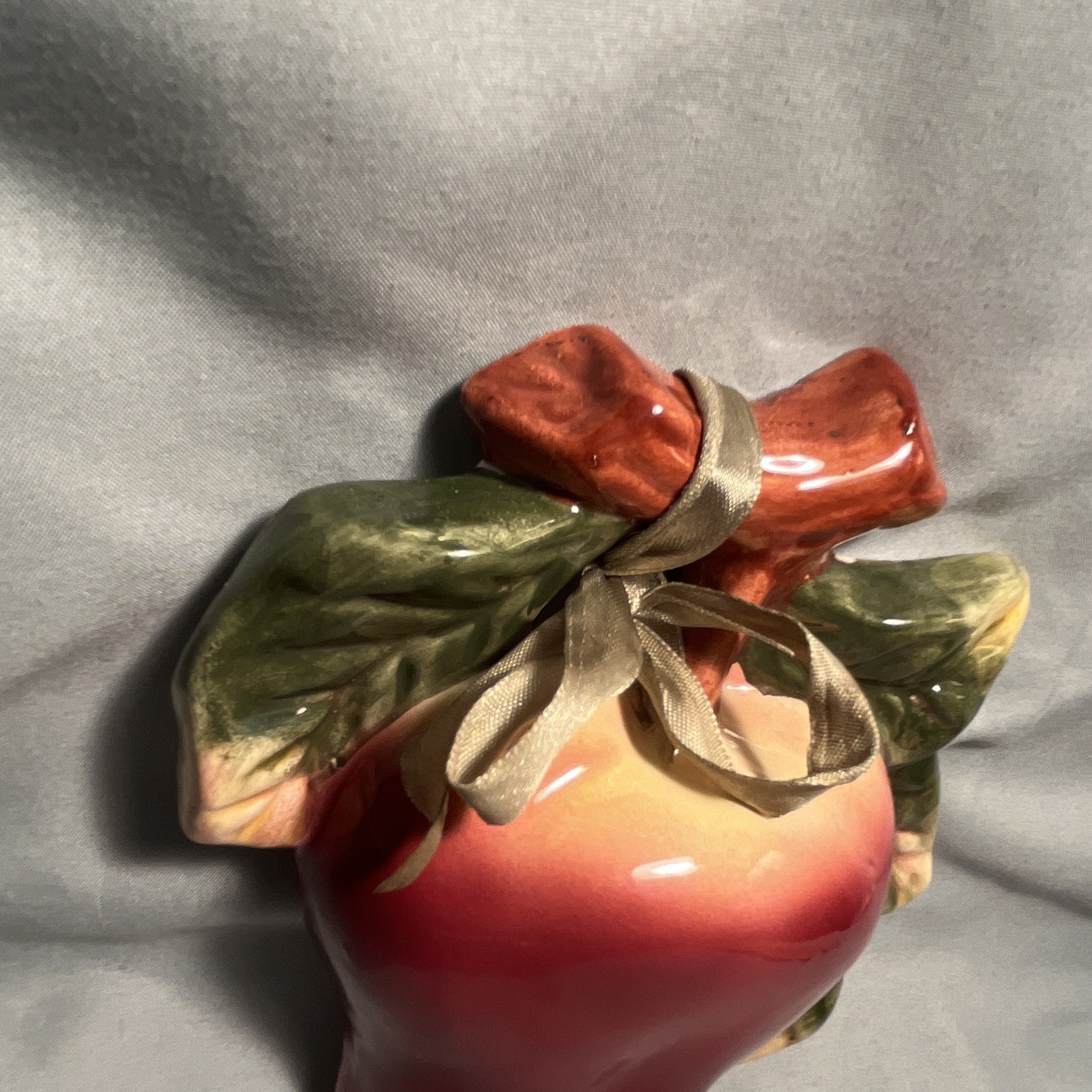 Ceramic Apple Wall Plaque Glossy Red Green Brown Fruit Decor Hanging