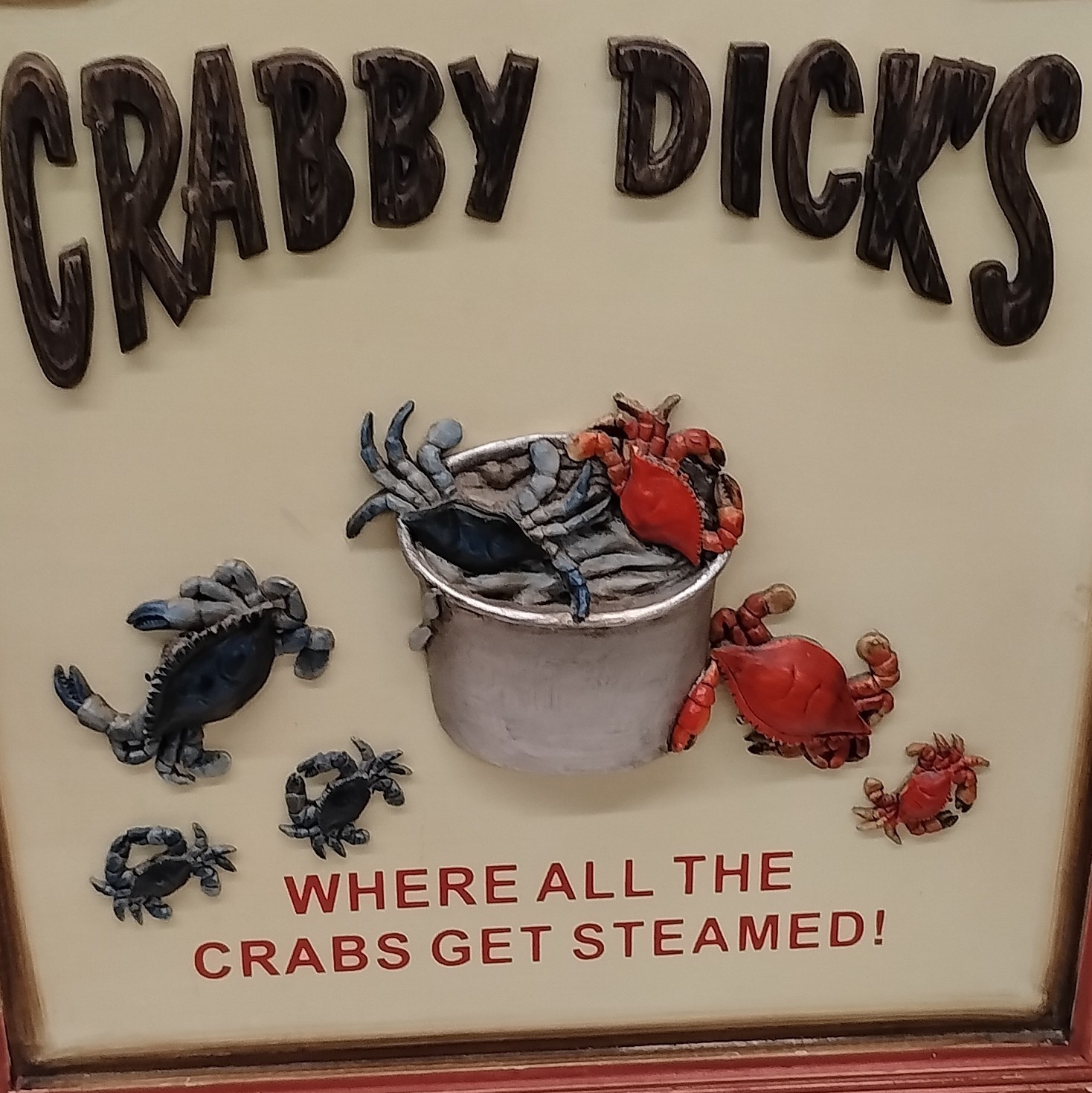 Beachcombers Crabby Dick’s Pub Wood Nautical Crab Wall Hanging Sign Medium