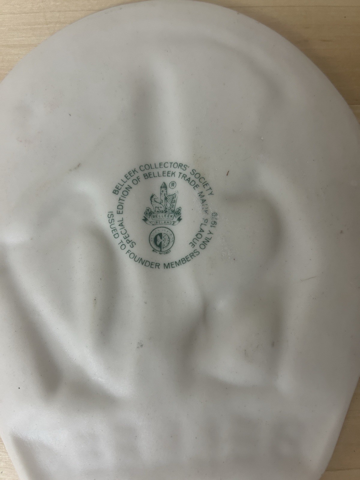 Belleek Collectors Society Plaque/Dish “Without Which None is Genuine”