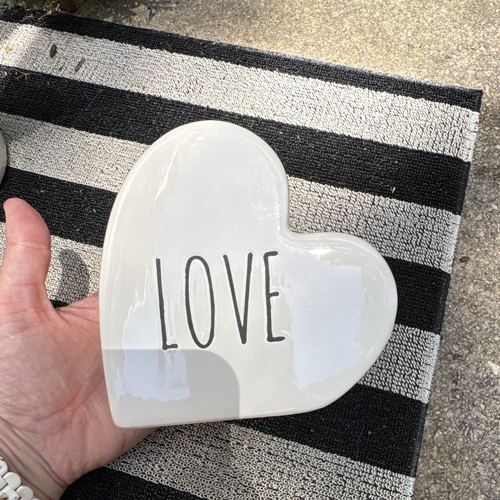 Ceramic Heart LOVE Freestanding Decorative Sign, Small, Glossy White/Black