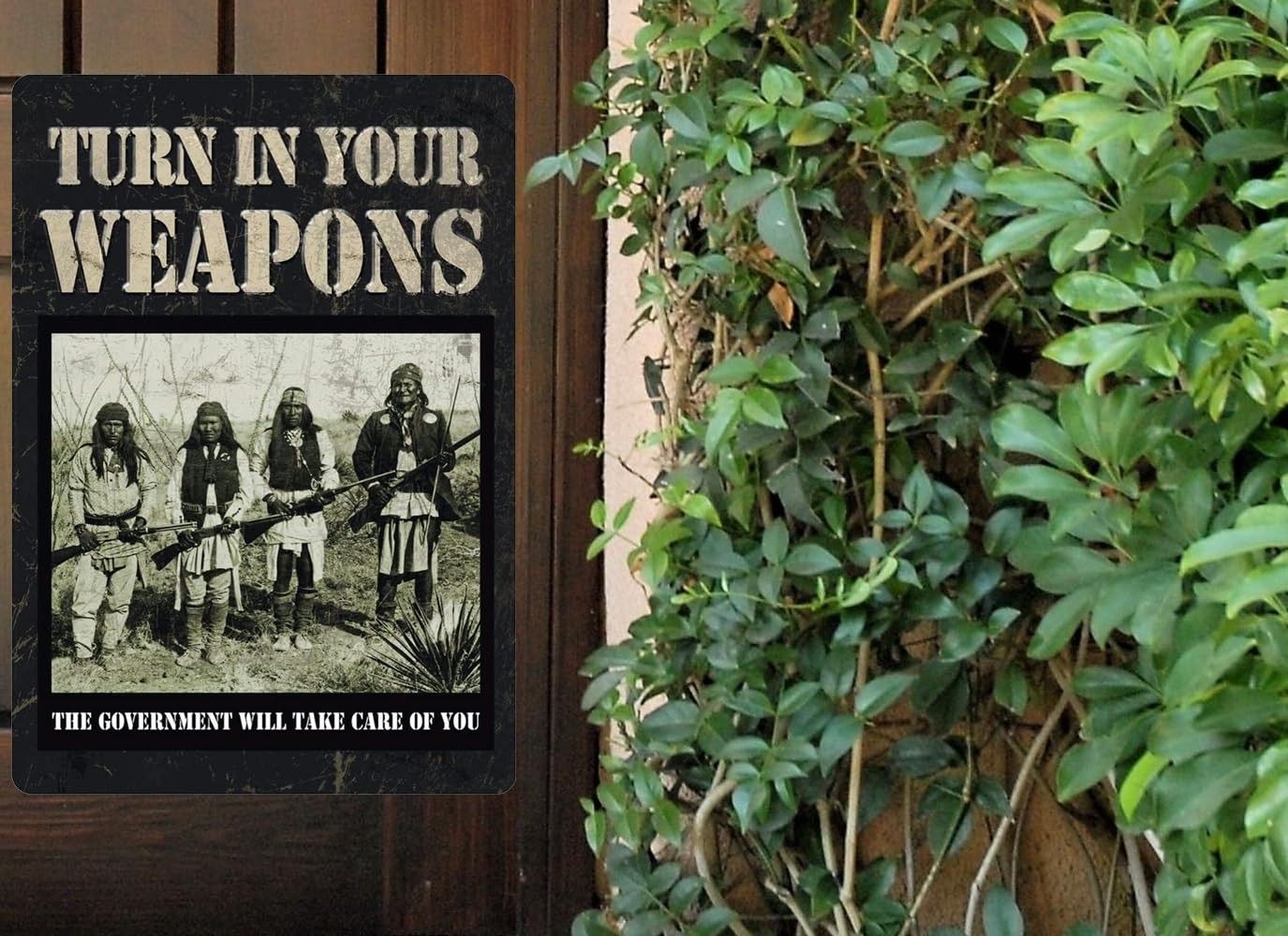 Funny Man Cave Signs Vintage Wall Decor 12 inches x 8 inches, Silver