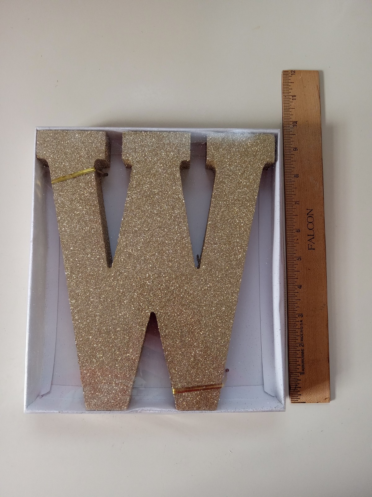 🌟Gold Glitter Letter – W: Home Decor And Decoration (9 in. X 8 in.)