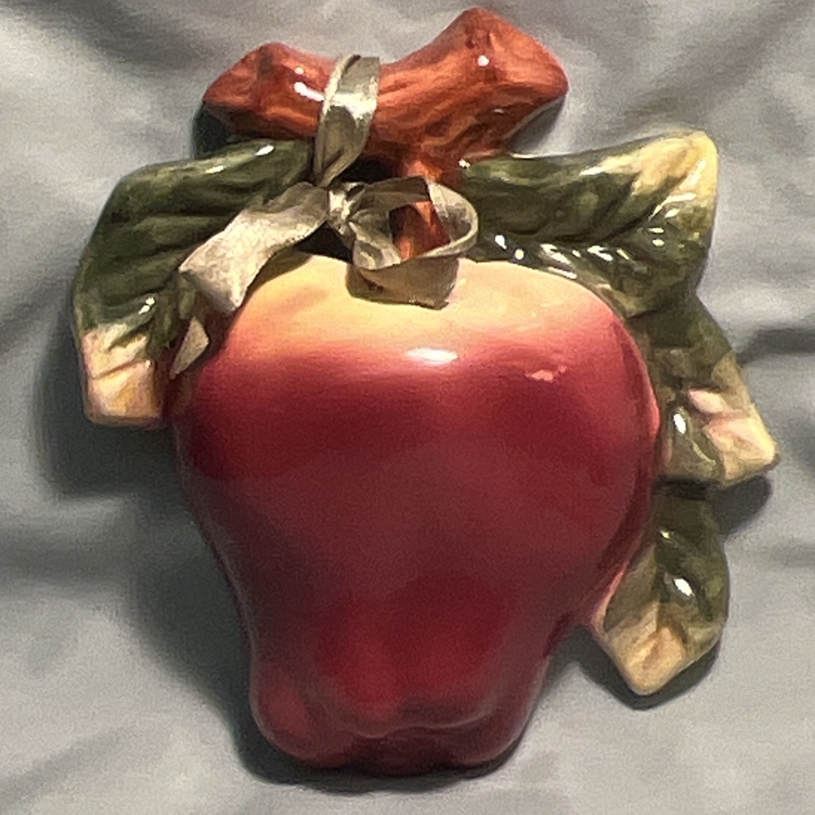 Ceramic Apple Wall Plaque Glossy Red Green Brown Fruit Decor Hanging