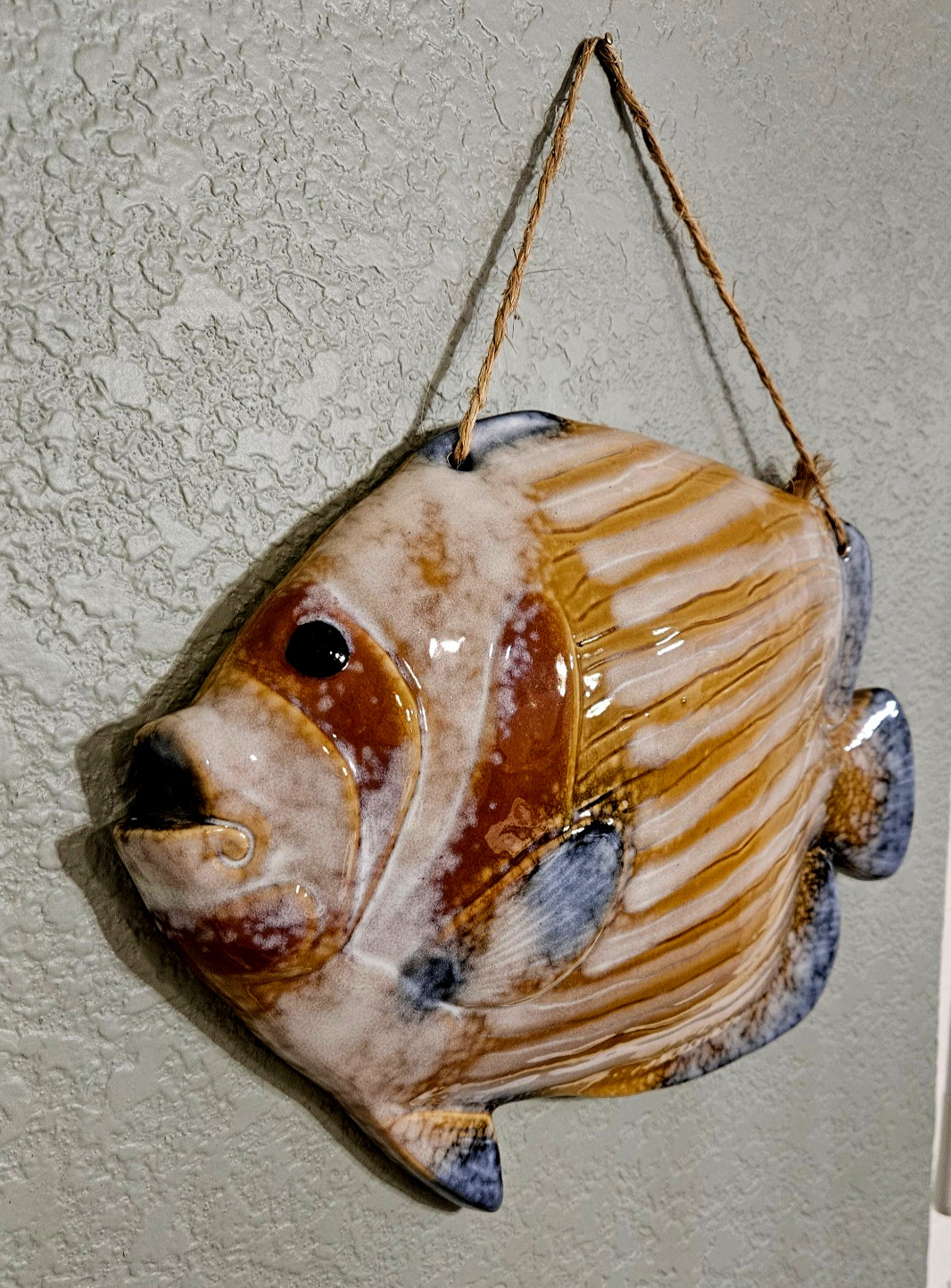 Fish Ceramic Wall Hanging 3-D Colorful Glossy Natical Beach Decor 8″ x 13″