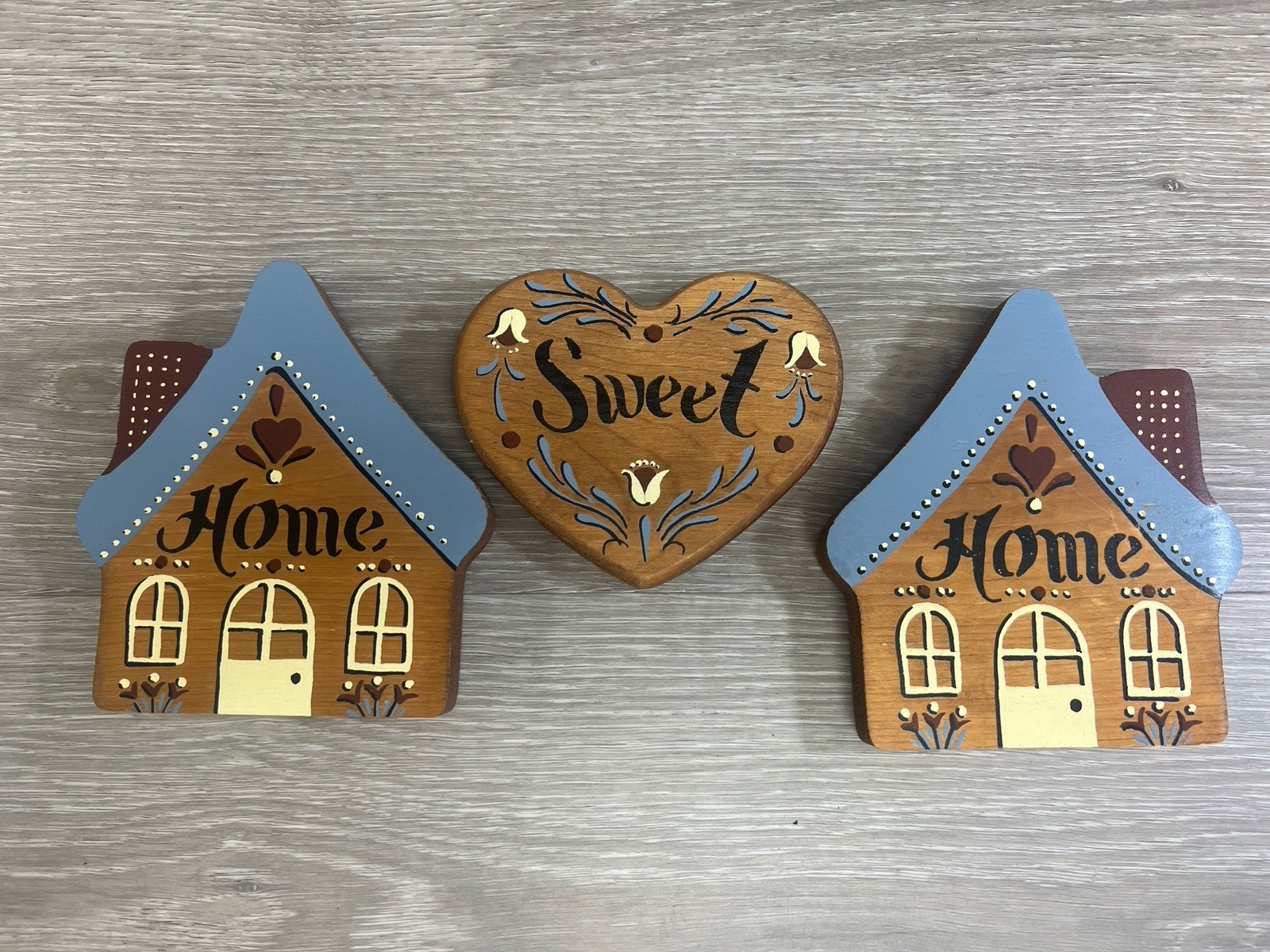 VTG Home Sweet Home 3 Pcs Wooden Wall Decor Houses Heart Rustic Country 1980s