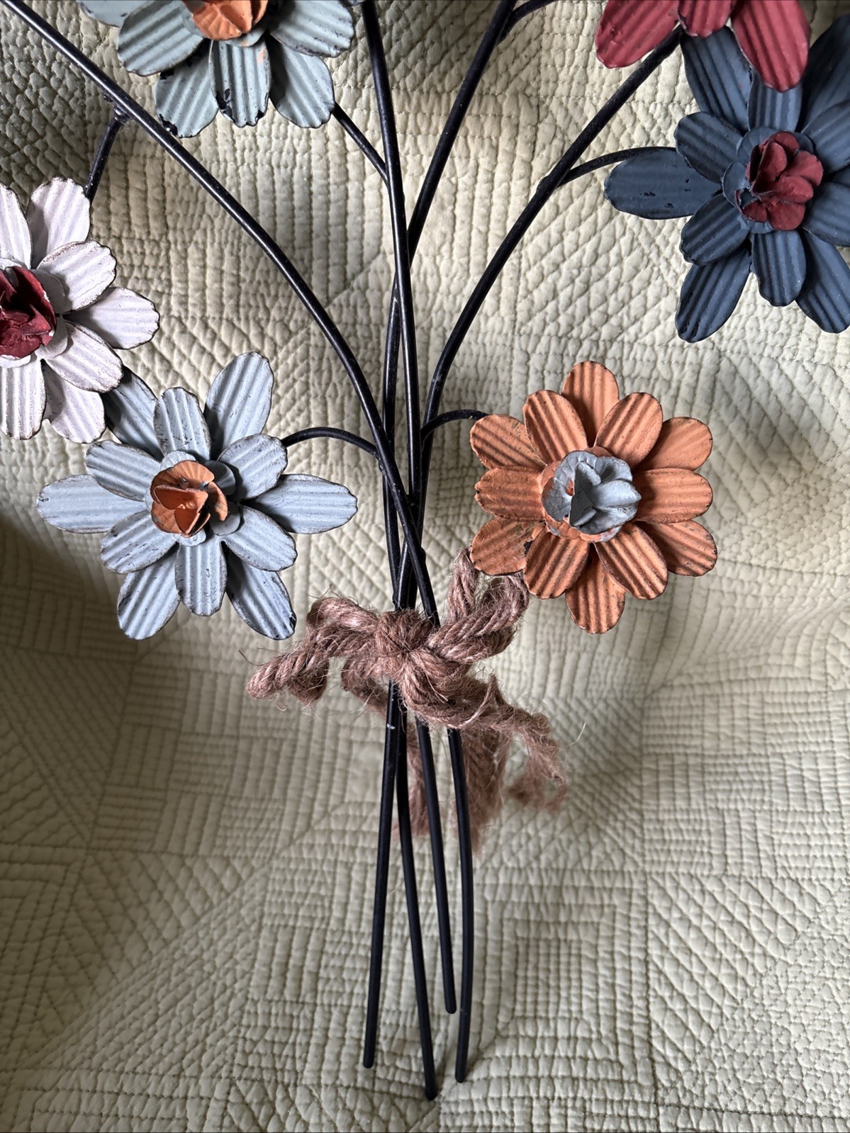 Flower Bouquet Metal Wall Decoration Farmhouse Cottage Core Rope Multicolor 22″H