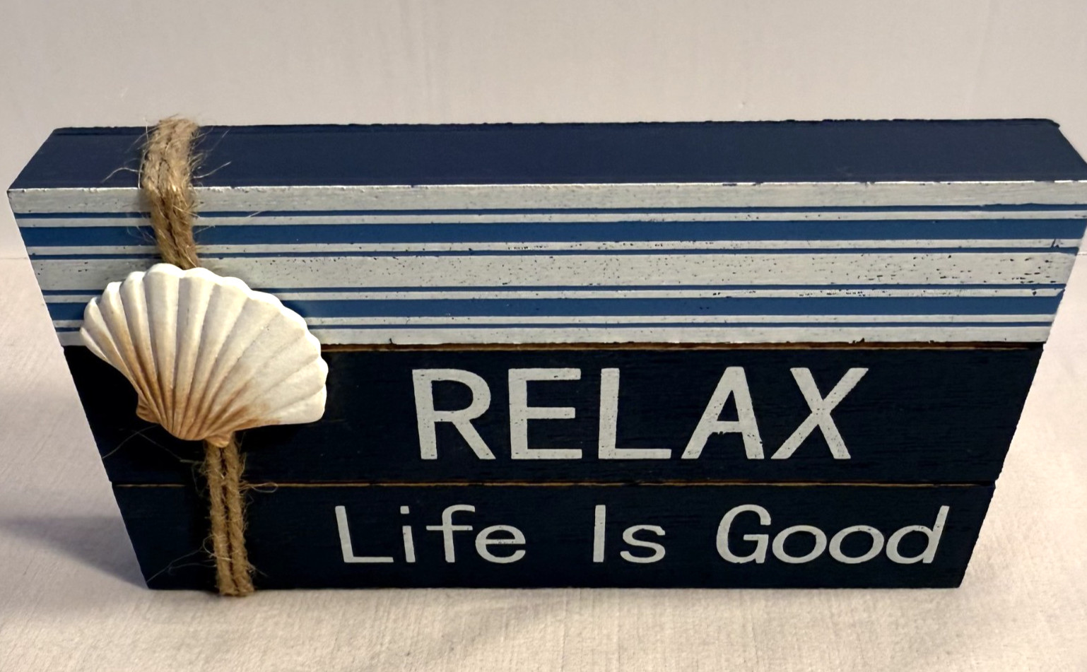 Relax Life is Good Beach Theme Free Standing Plaque w Clam Shell – Nautical
