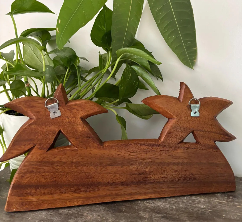 Hawaiian Hand Made Wall Hanging Decor Plaque Wood Carving Sign Palm Tree
